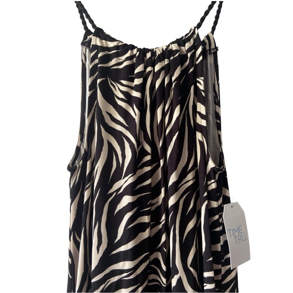 TIME AND TRU WOMEN’S ZEBRA PRINT BLACK AND CREAM HALTER KNIT DRESS SIZE XS - Picture 3 of 10